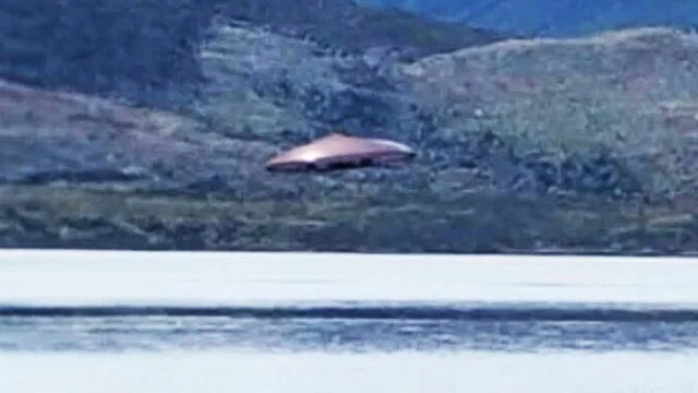 Un OVNI en el Canal del Beagle? Qué se sabe de la insólita foto viral de Ushuaia