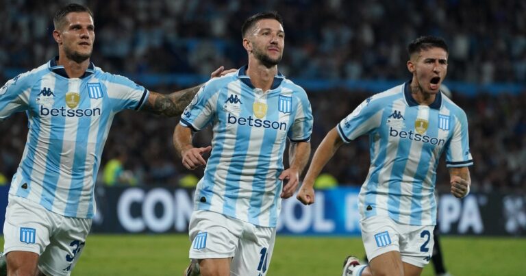 Video: el codazo a Maravilla y gol de penal para Racing tras el VAR