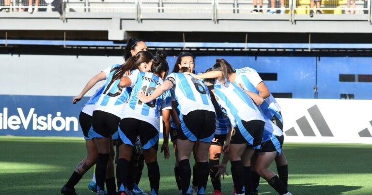 La Selección Argentina goleó 3-0 a Chile en un amistoso internacional