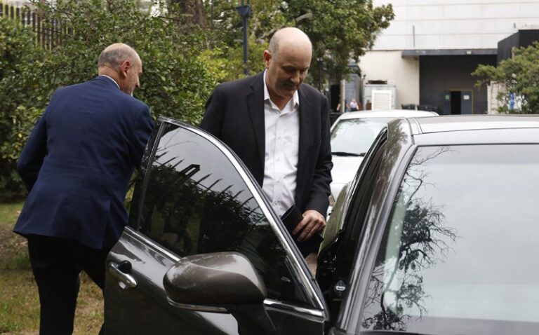 Misil del segundo de Sturzenegger a Caputo: «El lunes hay nuevo esquema cambiario»