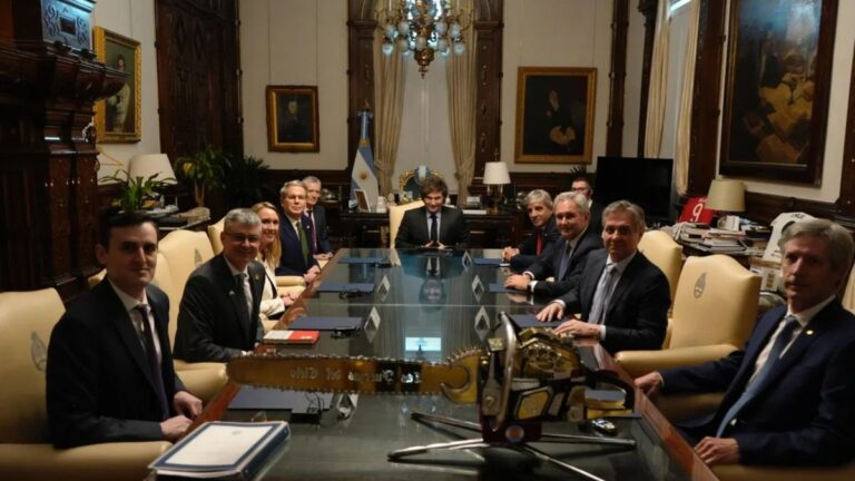 Javier Milei se reunió con el secretario del Tesoro de Estados Unidos en la Casa Rosada