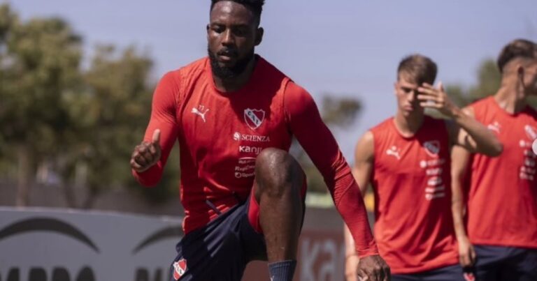 Angulo: «Quiero ganar todo y quedar en la historia de Independiente»