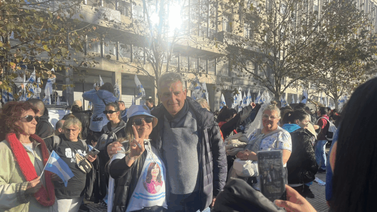 Elecciones 2025: Agustín Rossi se postula con el sello Fuerza Patria y el peronismo es un hervidero