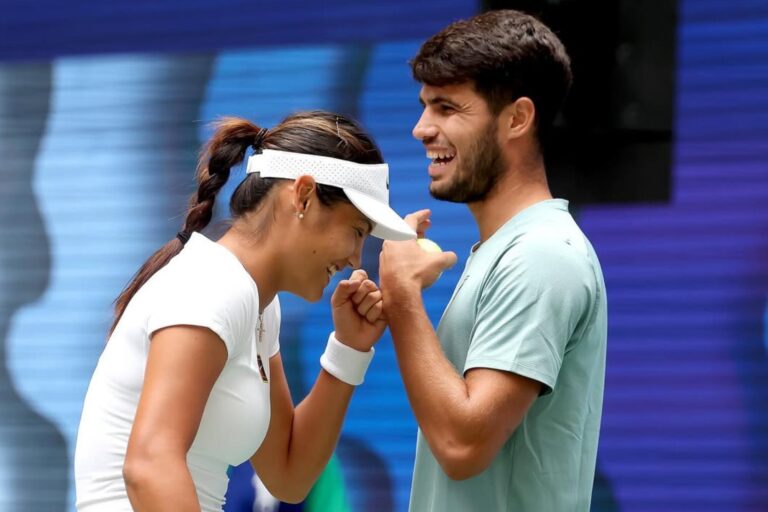 Carlos Alcaraz y Emma Raducanu: risas y miradas cómplices en el US Open