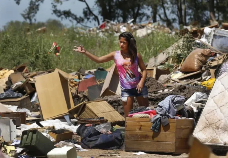 Las cuentas de pobreza y pobres no cierran e hicieron saltar la térmica en el Indec