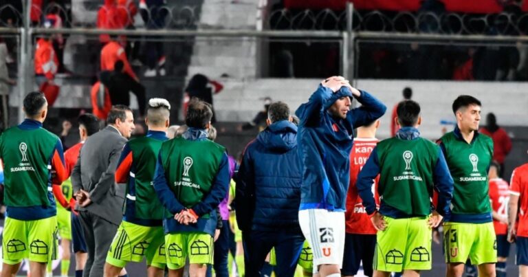 Barbarie en Avellaneda: en medio del caos, cómo se decidió la suspensión del partido