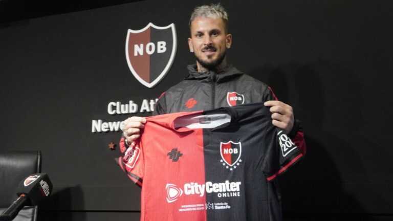 Darío Benedetto será suplente en Newell’s en el clásico ante Central en el Gigante de Arroyito