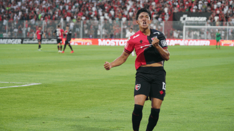 Facundo Guch: «Fue hermoso meter un gol en el Coloso y un desahogo»