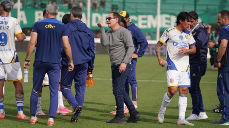 Central en Córdoba: qué se espera que haga Ariel Holan con el equipo para el viernes