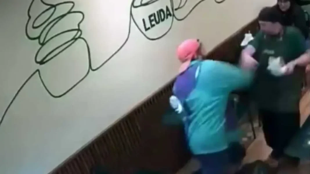 Fachada del bar Leuda en el microcentro de la ciudad de Santa Fe