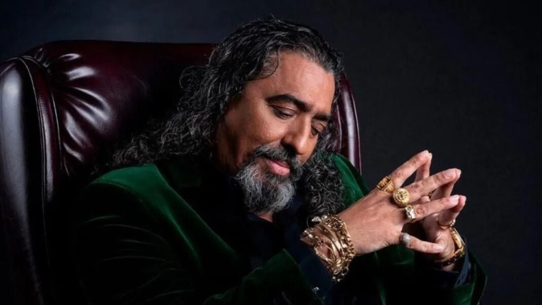 Diego El Cigala durante una presentación en vivo.