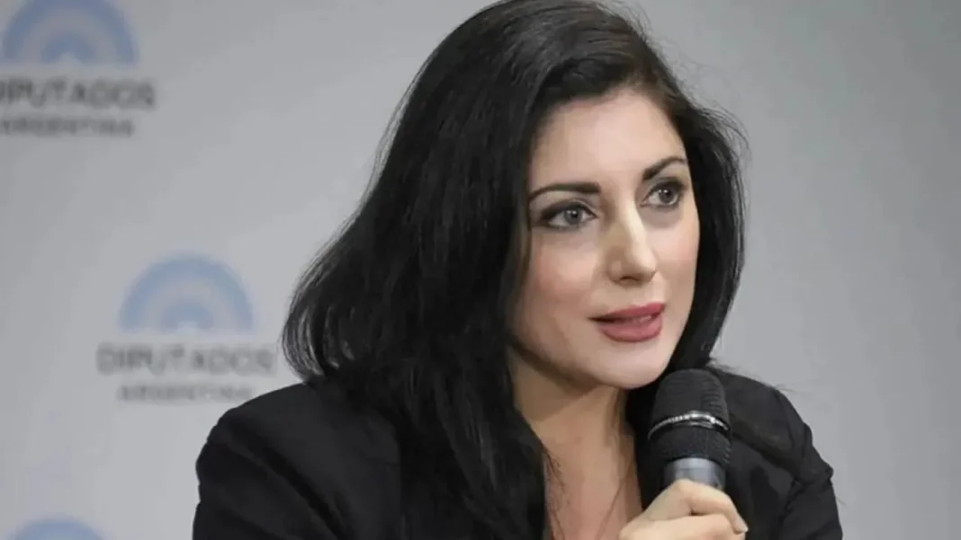 Fotografía de la diputada nacional Juliana Santillán.