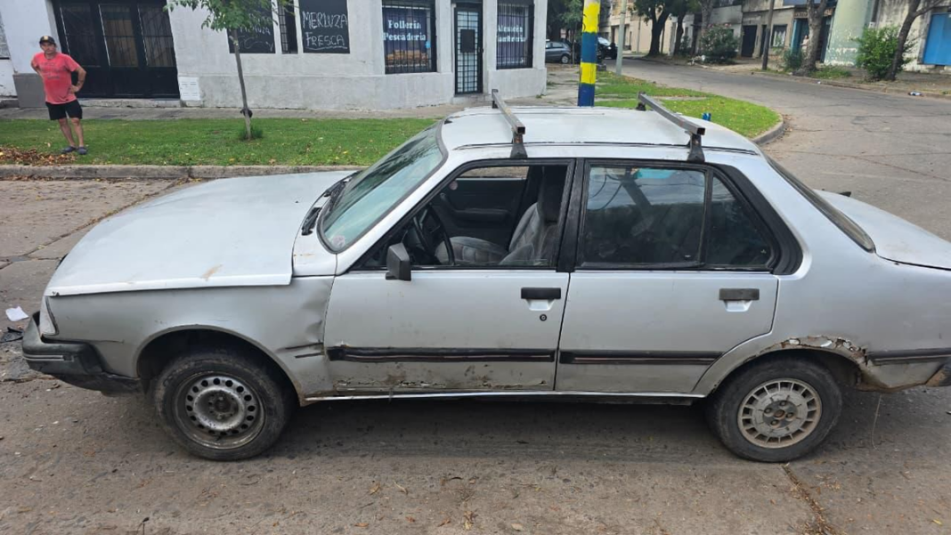 Ilustración de una calle urbana, representando un escenario de tránsito.
