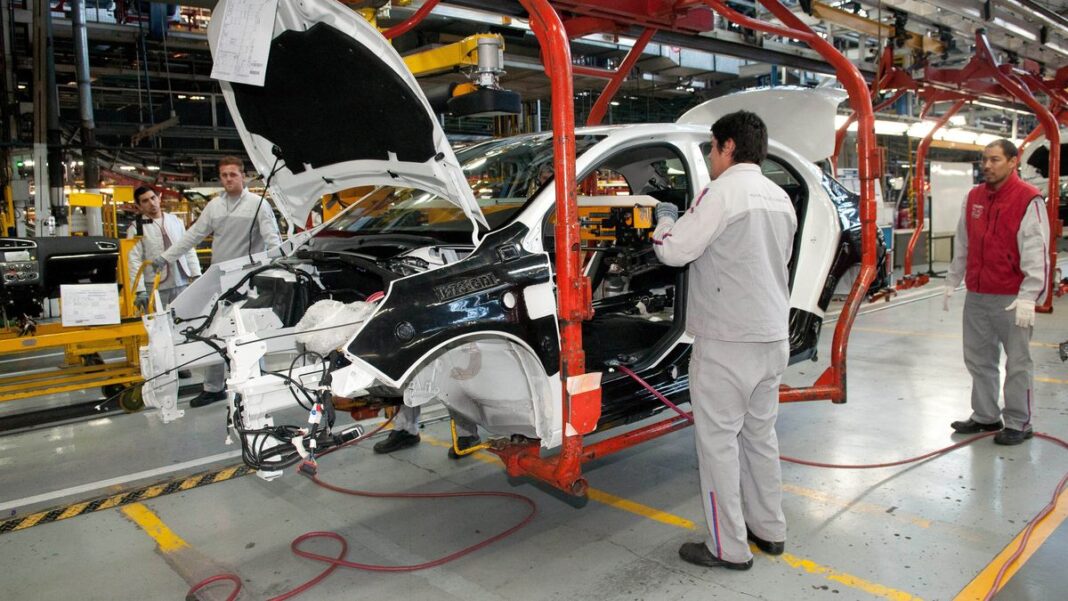Industria automotriz argentina, fábrica de autos