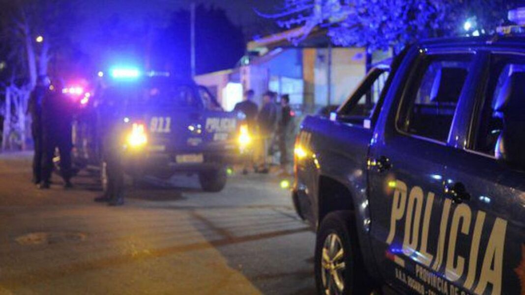 Vivienda afectada por disparos en calle Felipe Moré, Rosario.