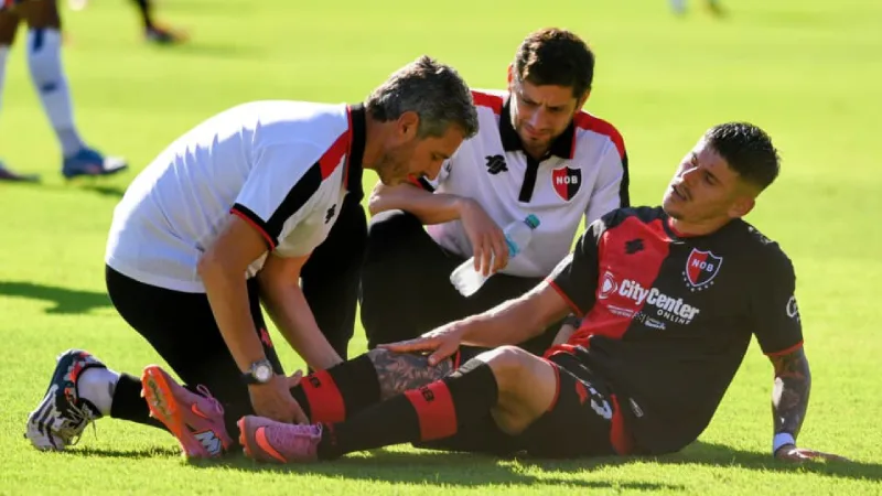 Jugadores de Newell's Old Boys en entrenamiento previo al partido con Unión de Santa Fe.