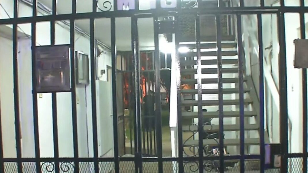 Departamento en barrio Latinoamérica donde fue hallada sin vida Alicia Beatriz Pereyra