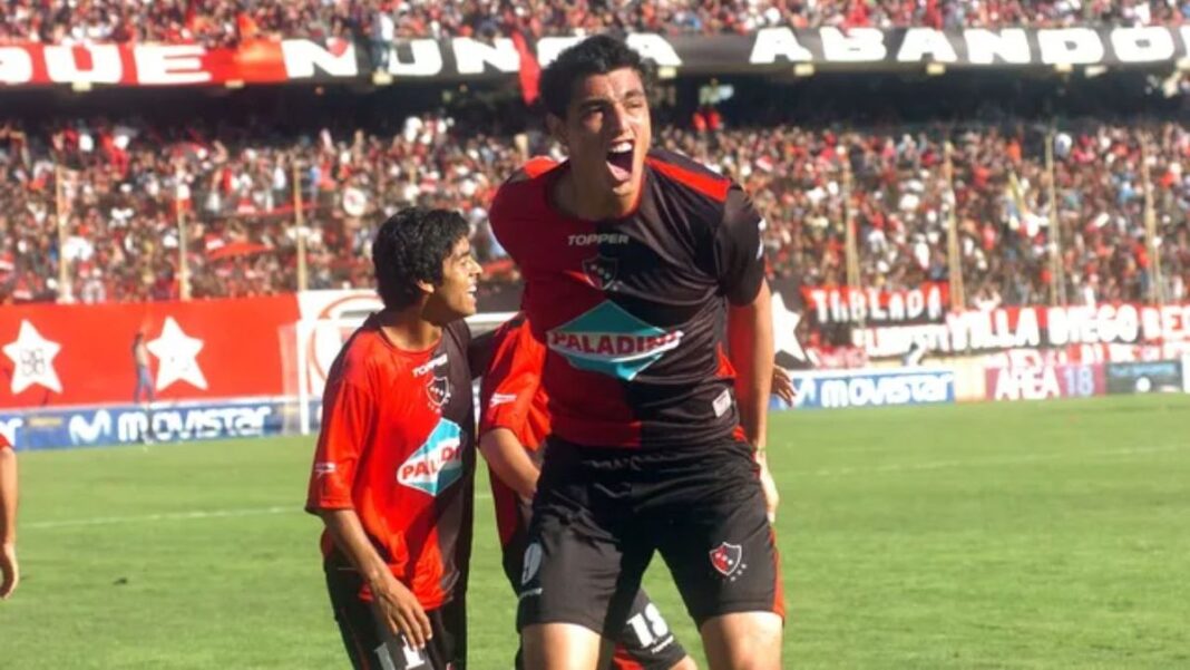 Óscar 'Tacuara' Cardozo en su etapa como jugador de Newell's Old Boys