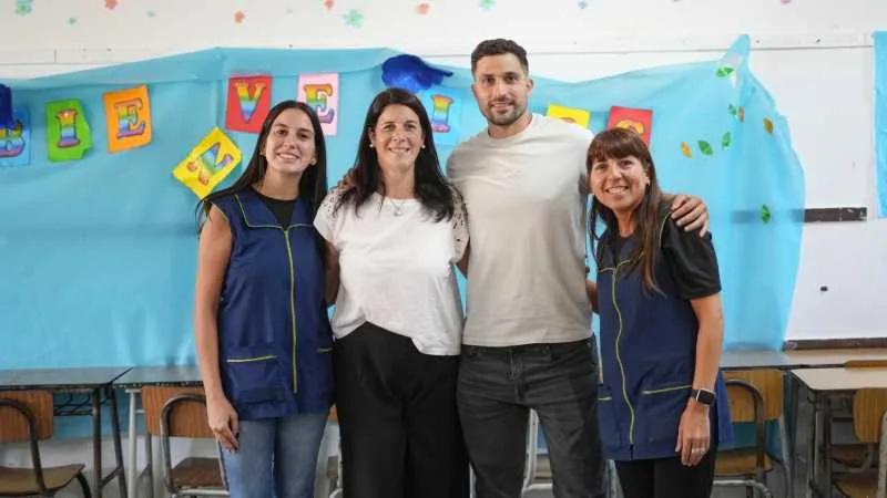 Concejal Federico Lifschitz presenta proyecto Pasaporte Educar en Rosario