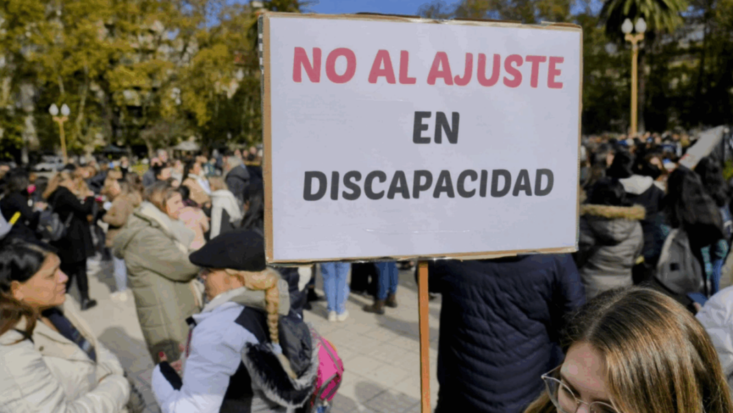 Reunión del Observatorio de Pacientes en el Club Español de Rosario