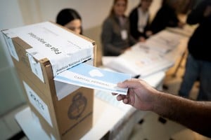 Senado nacional debate reforma electoral