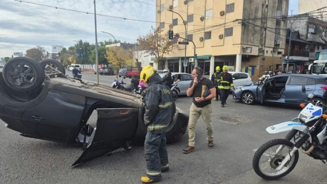Vehículos involucrados en un choque en la zona oeste de Rosario